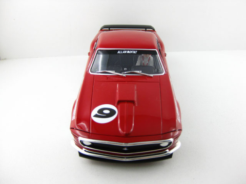 Mustang Boss 302 Camaro Z28 Allan Moffat #9 (Scale 1:24)