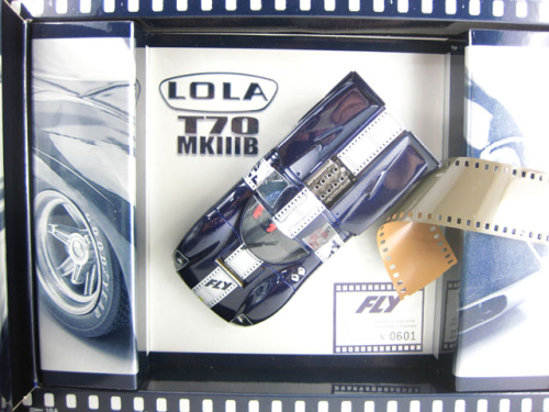 Lola T70 MkIIIb Edicion Special Catalog 2005 Lted. Ed.